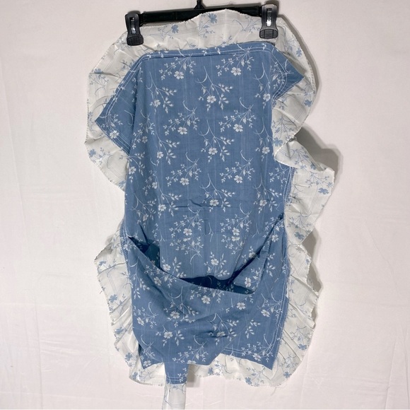 Vintage Blue White Floral Pillowcases With Ruffle Thrim x2 - Picture 12 of 13